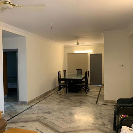 Studio Stay By White Fields Hitec City, Hyderabad Kondapur  Exterior photo