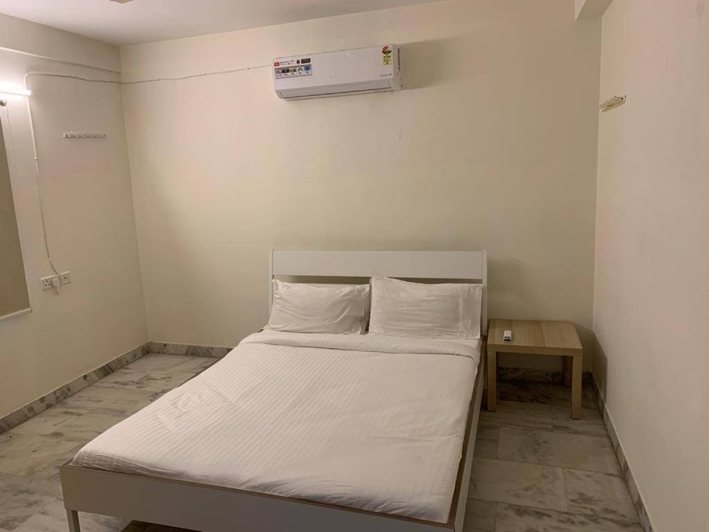Studio Stay By White Fields Hitec City, Hyderabad Kondapur  Exterior photo