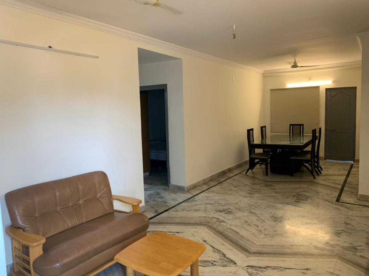 Studio Stay By White Fields Hitec City, Hyderabad Kondapur  Exterior photo